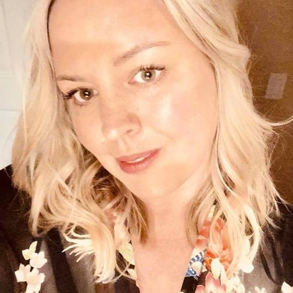 Meet your Posher, Allison - Picture 1 of 1